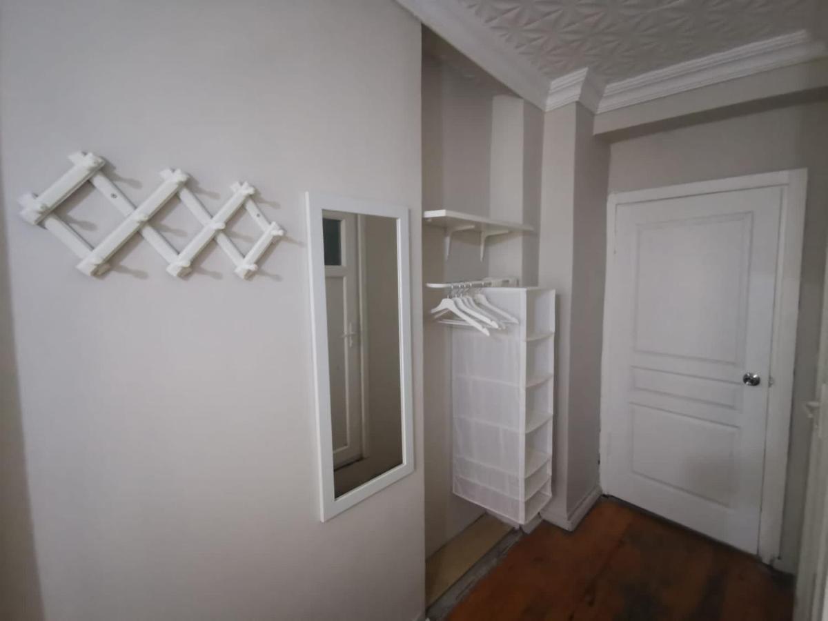 Konut Wooden House Hotel Istanbul Ngoại thất bức ảnh