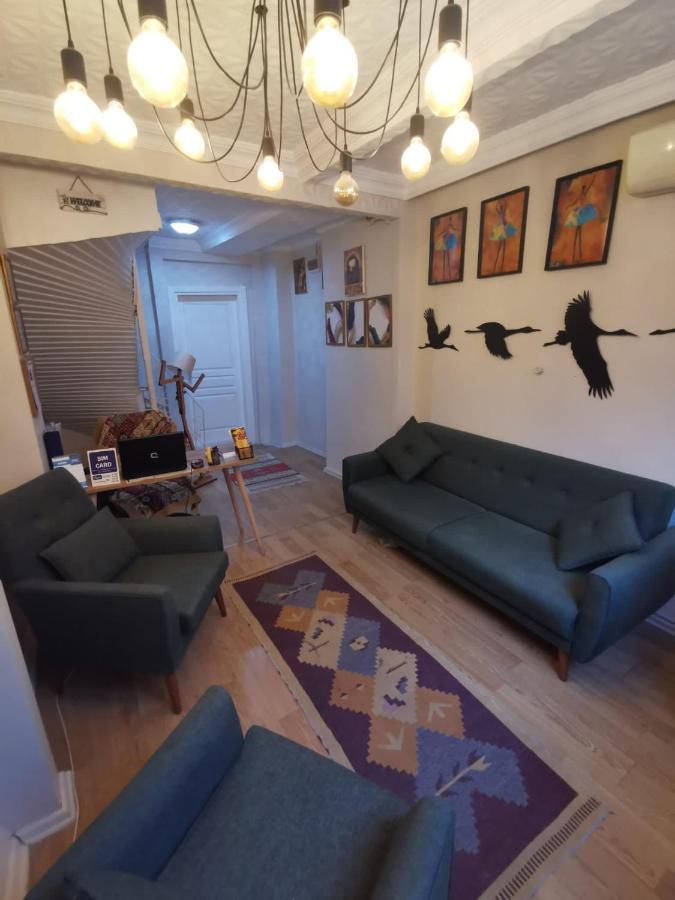 Konut Wooden House Hotel Istanbul Ngoại thất bức ảnh