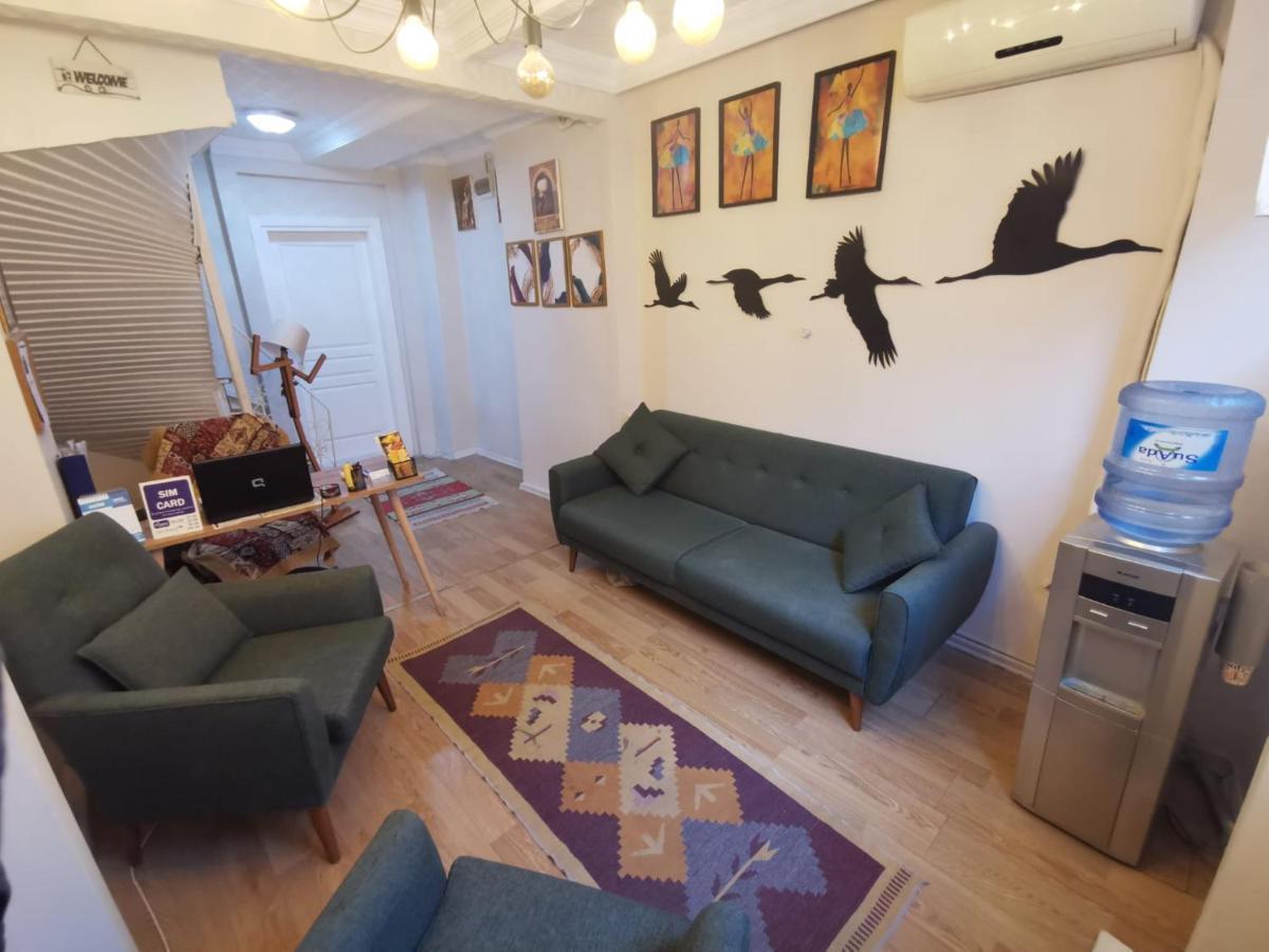 Konut Wooden House Hotel Istanbul Ngoại thất bức ảnh