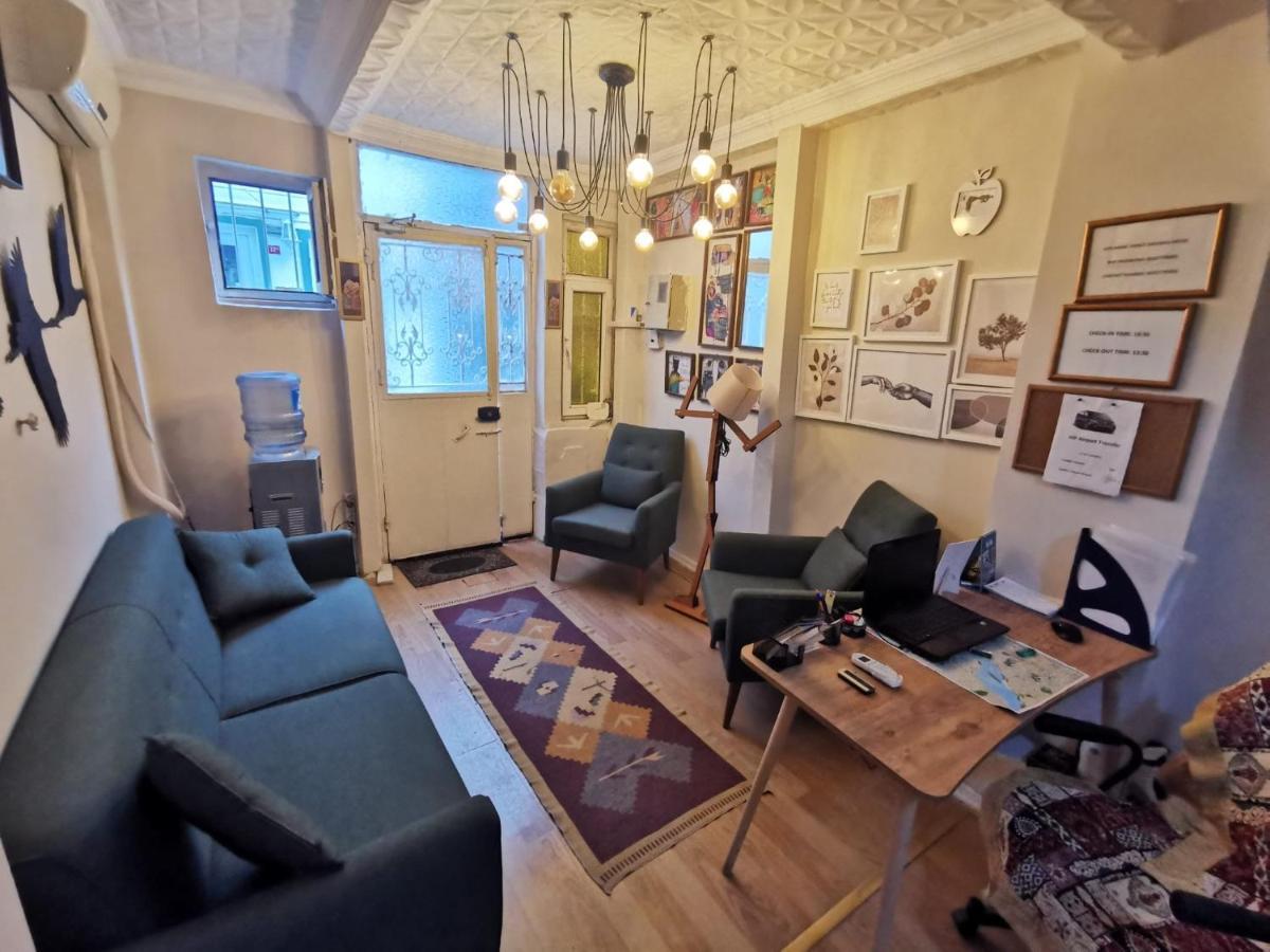 Konut Wooden House Hotel Istanbul Ngoại thất bức ảnh