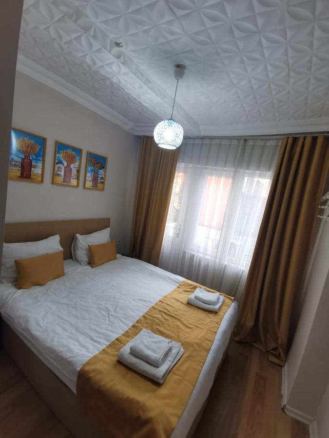 Konut Wooden House Hotel Istanbul Ngoại thất bức ảnh